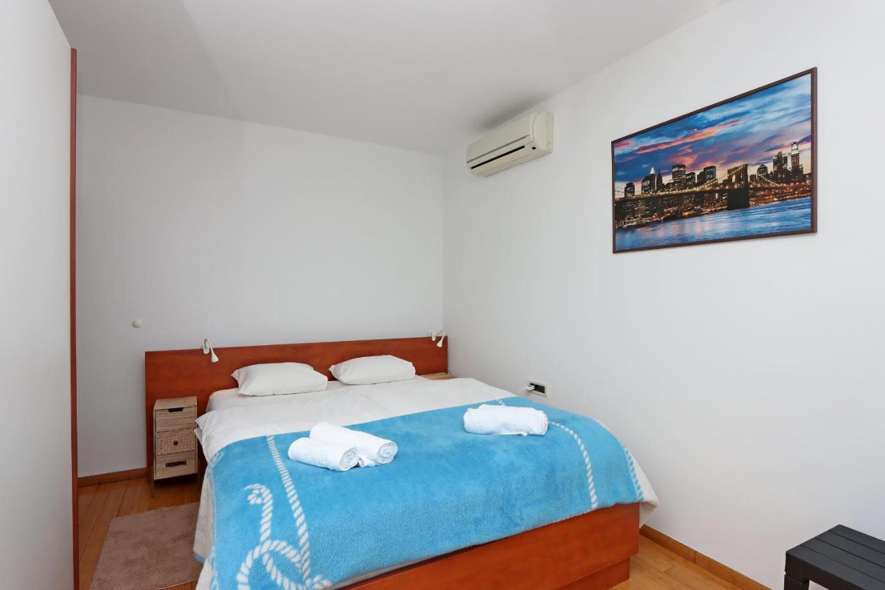Starry Night - Smart Tv, Extra Big Bed, Big Bathtub, Private Parking, Sea View, Wifi, 2Bedrooms Volosko Εξωτερικό φωτογραφία