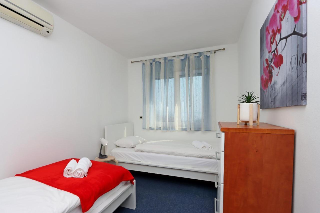 Starry Night - Smart Tv, Extra Big Bed, Big Bathtub, Private Parking, Sea View, Wifi, 2Bedrooms Volosko Εξωτερικό φωτογραφία
