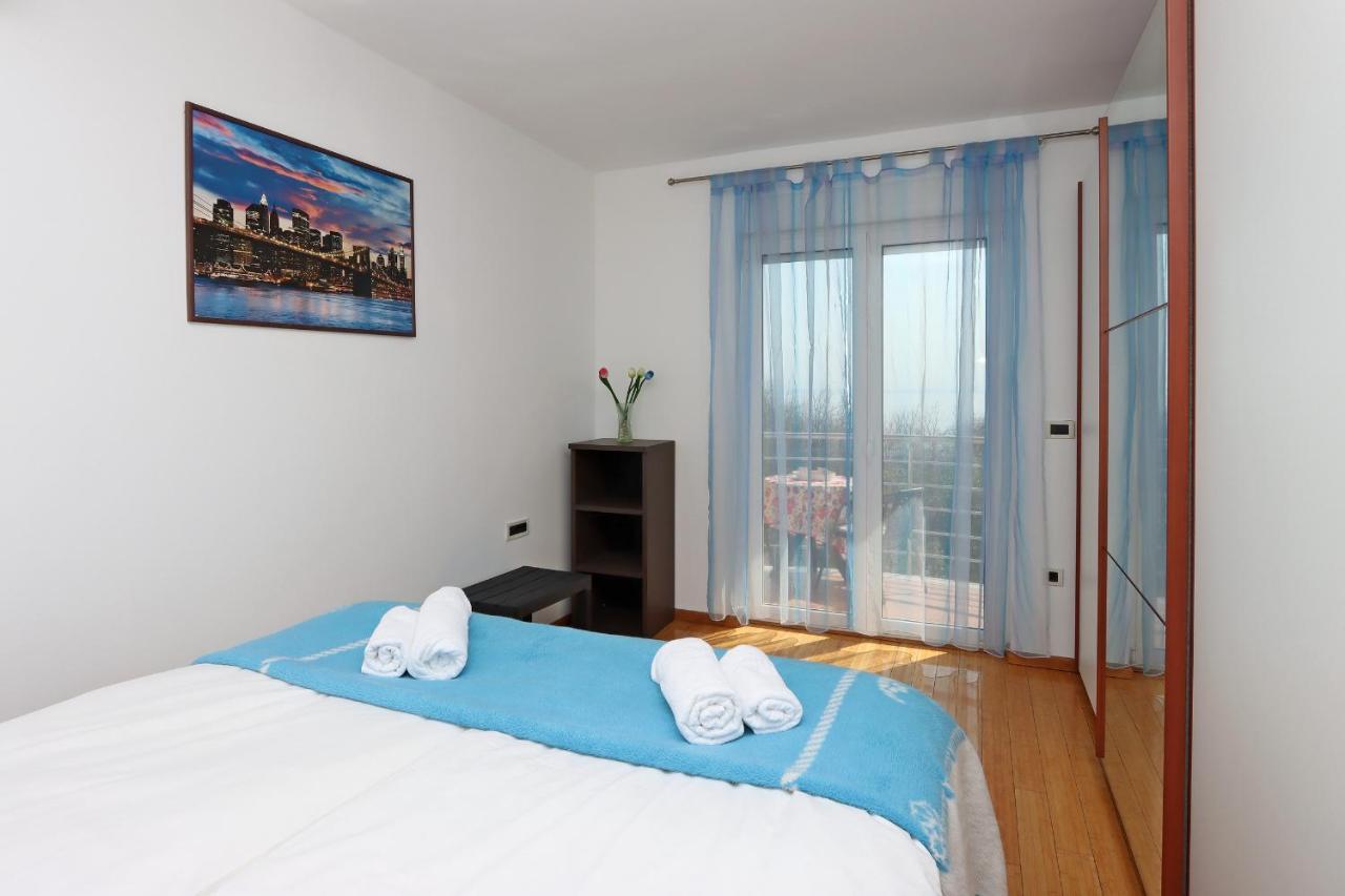 Starry Night - Smart Tv, Extra Big Bed, Big Bathtub, Private Parking, Sea View, Wifi, 2Bedrooms Volosko Εξωτερικό φωτογραφία