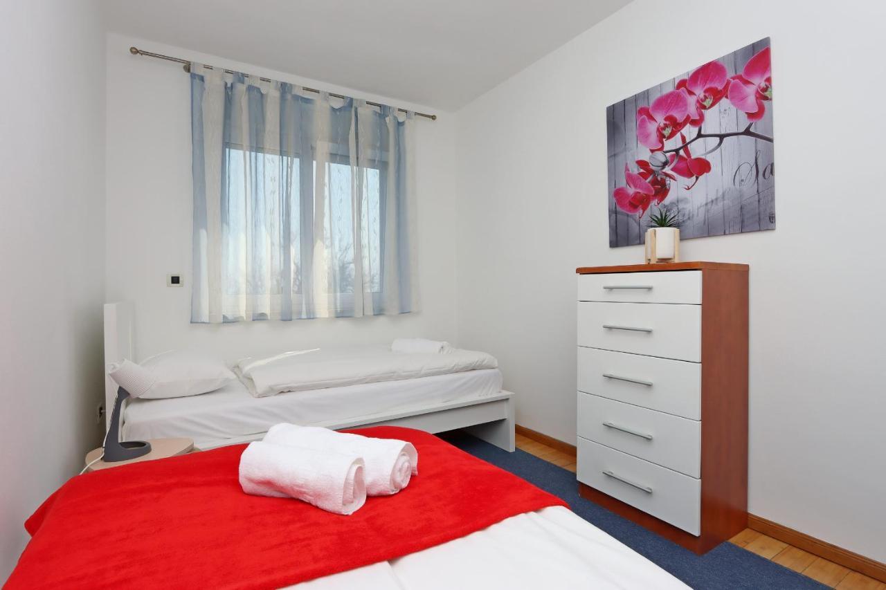 Starry Night - Smart Tv, Extra Big Bed, Big Bathtub, Private Parking, Sea View, Wifi, 2Bedrooms Volosko Εξωτερικό φωτογραφία
